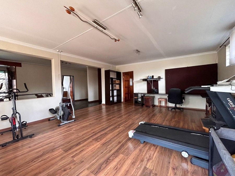 4 Bedroom Property for Sale in Lindequesdrif North West